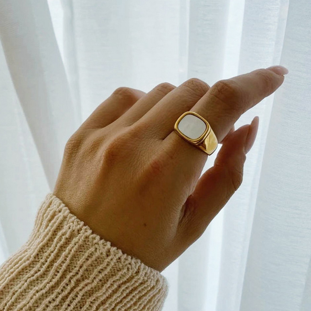 eManco Vintage Chunky Square S – обзор и цена Women Accessories Outlet