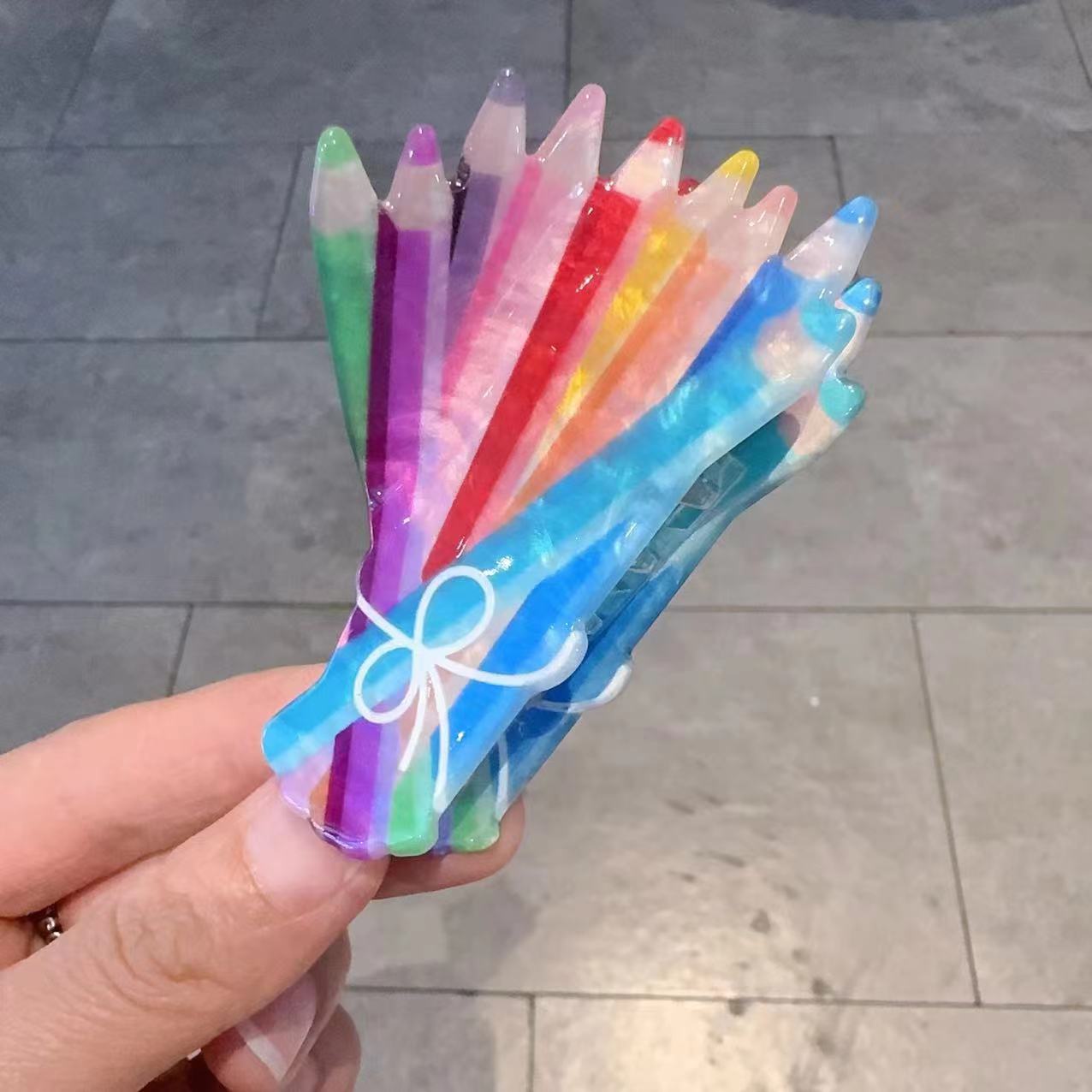 1 Colorful paintbrush grab cli – обзор и цена Women Accessories Bouquet