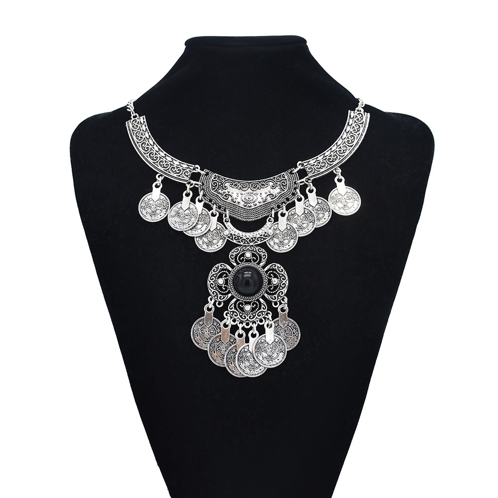 Vintage Alloy Hollowed Large F – обзор и цена Women Accessories Nepal